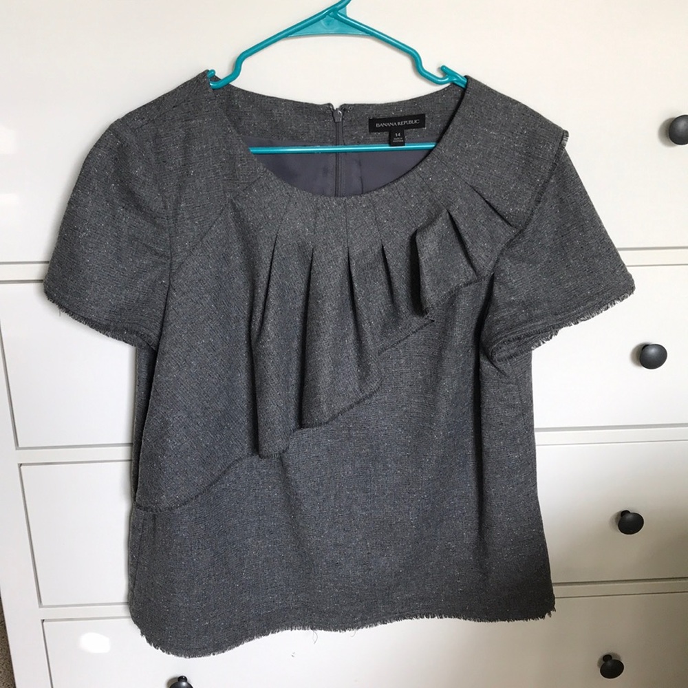 Banana Republic Grey Tweed Ruffle Top Size 14
